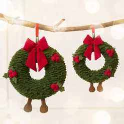 Jellycat Amuseables Knuffelkrans Kerst - 35 Cm -JELLYCAT Winkel jc christmas stories 2022 0054 copy2