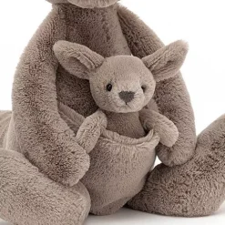 Jellycat Knuffelkangoeroe Kara - 37 Cm -JELLYCAT Winkel jellycat knuffelkangoeroe kara 37 cm 2